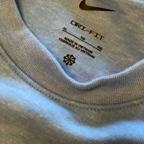 💙NIKE💙 - Picture 3 of 8